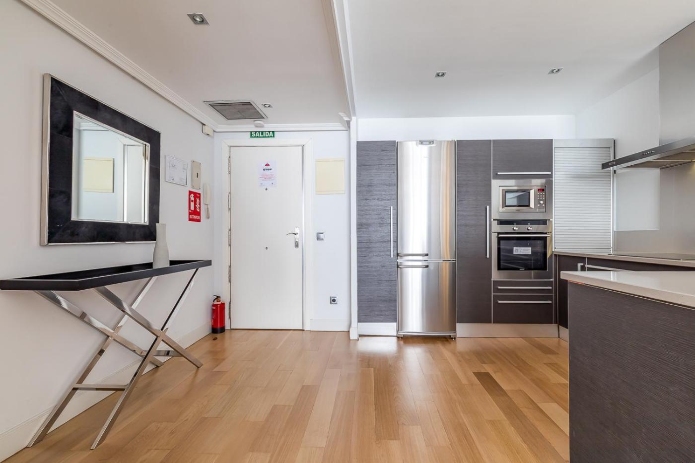 Madrid Rental Flats - Alquiler De Temporada Eksteriør billede